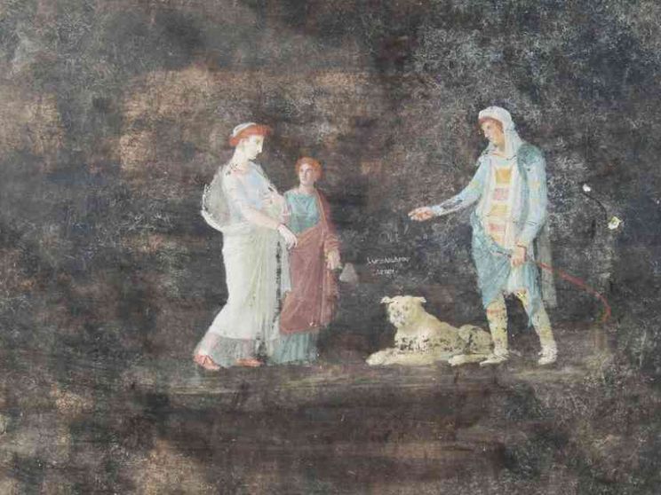 Pompei, un salone con decorazioni che illustrano la guerra di Troia