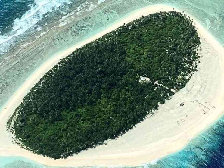 La strana somiglianza delle storie: e se esistesse davvero l'Isola di Help?