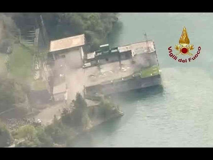 Recuperati i corpi di tutte le vittime, ora l'esame della «scatola nera»