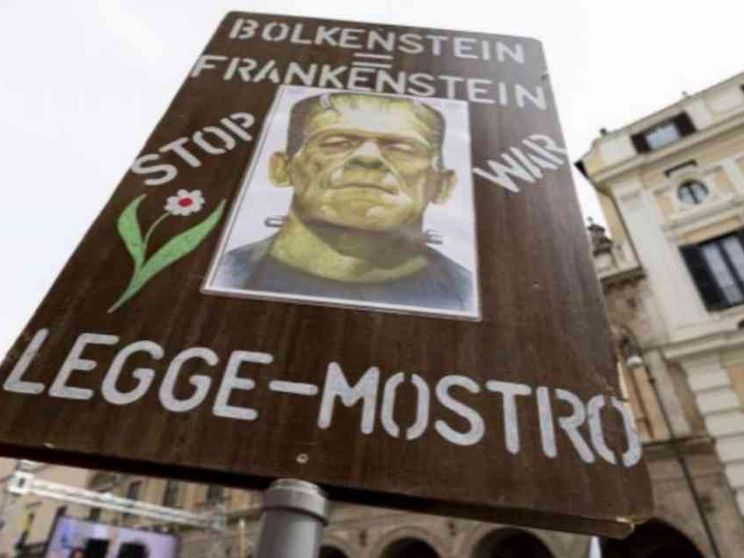 I balneari minacciano: siamo pronti a chiudere le spiagge