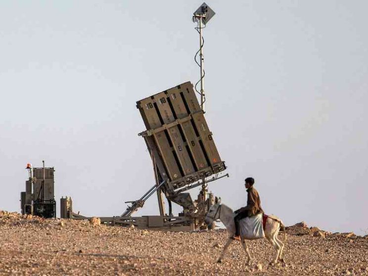 Chi è Amina, 7 anni, l'unica ferita (gravemente) nell'attacco iraniano