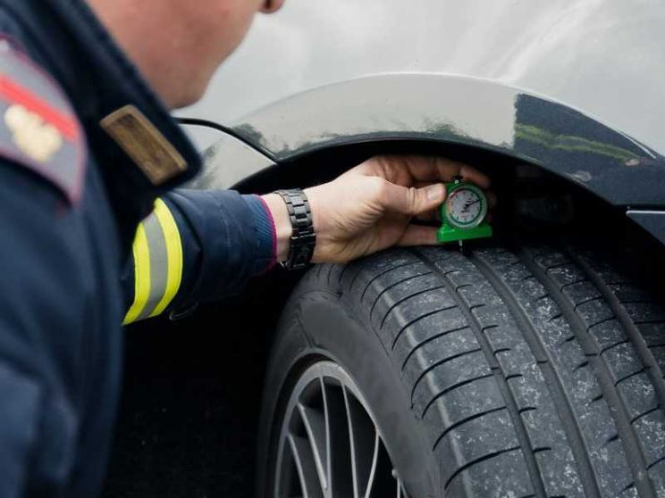 Pneumatici estivi: ecco chi deve (e chi può) montarli sulla propria auto