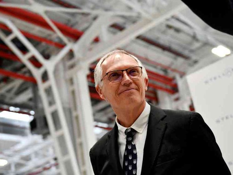 Gli azionisti approvano il maxi-stipendio da 23 milioni per Tavares