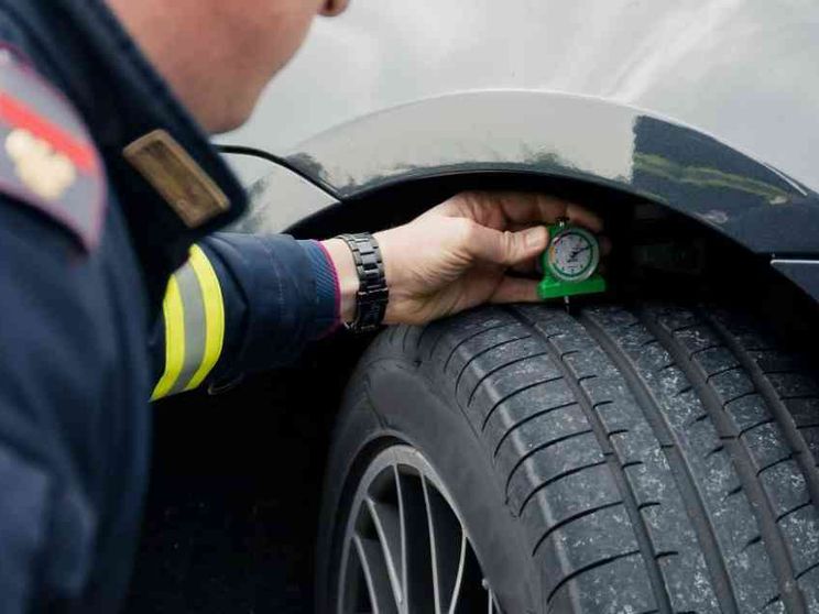 Pneumatici estivi: ecco chi deve (e chi può) montarli sulla propria auto