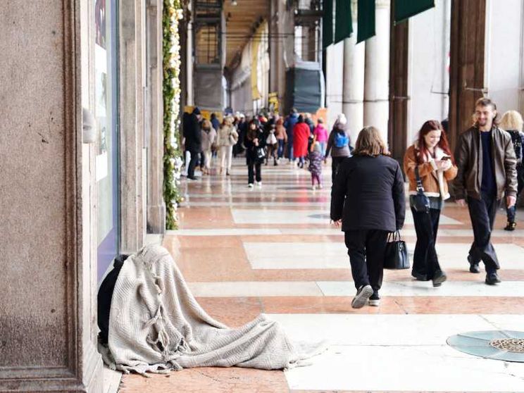Migliora il benessere degli italiani, ma clima e sicurezza sono a rischio
