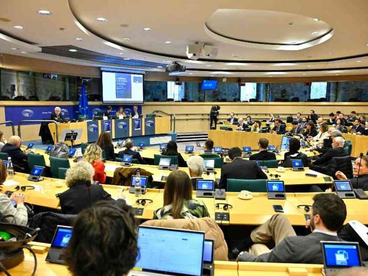 L'Unione europea verso nuove sanzioni all'Iran