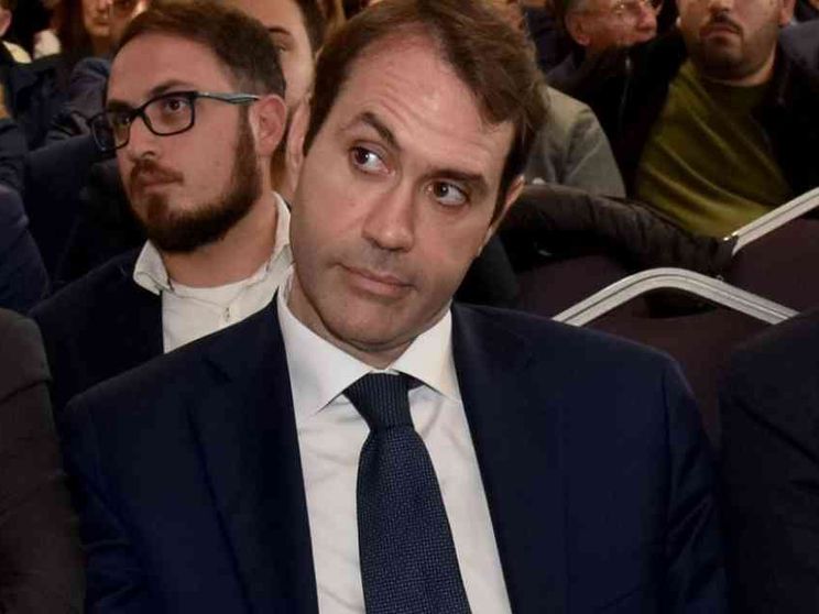 Bufera in Sicilia, sospeso il vicegovernatore Luca Sammartino