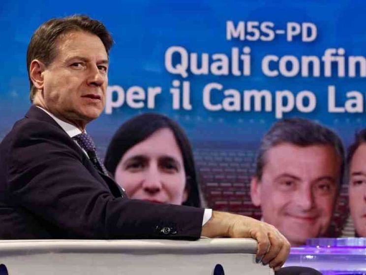 Conte: «Ue, no alla transizione militare». E lancia Biggeri (Banca Etica)