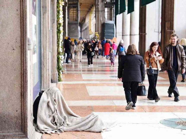 Migliora il benessere degli italiani, ma clima e sicurezza sono a rischio