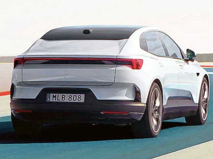 Debutta Polestar 4, la prima auto senza lunotto posteriore