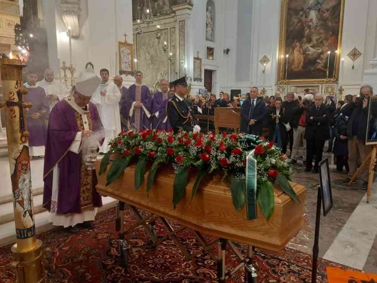 Il funerale del papà antimafia Agostino, Lorefice: il testimone passa a noi