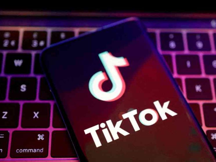 «TikTok non può essere cinese»: dal Senato Usa via libera al divieto