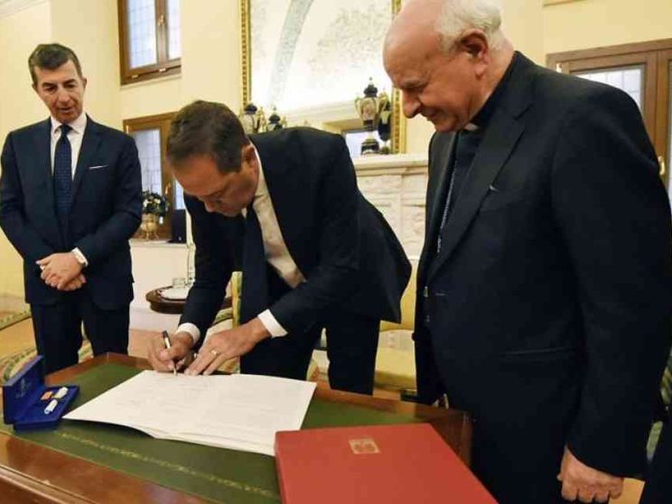 Cresce l’alleanza per l’IA etica: «Riflettere sul suo sviluppo»