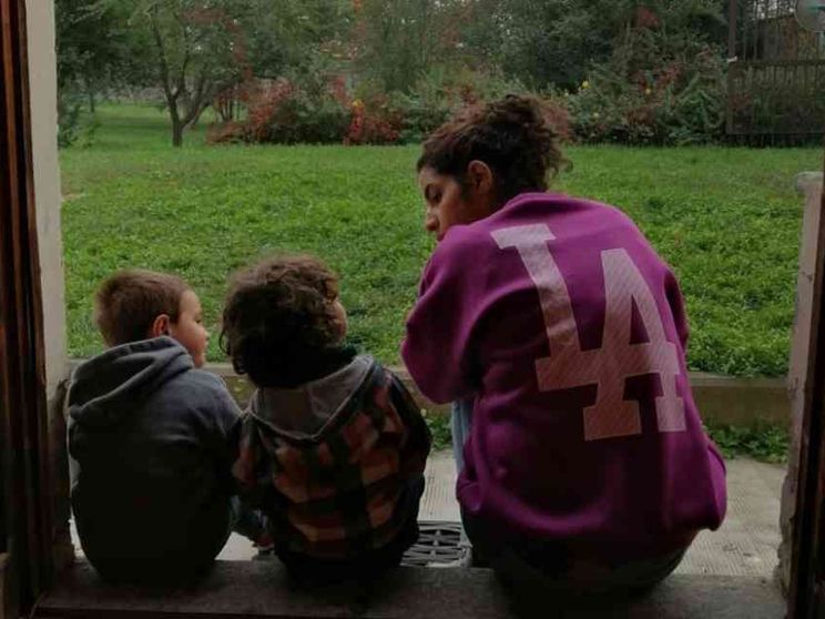 Il doposcuola di Kenza a Torino: «Qui nessuno resta ai margini»»