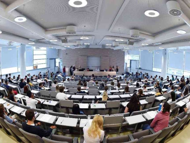 Medicina, come funziona il nuovo “numero chiuso”