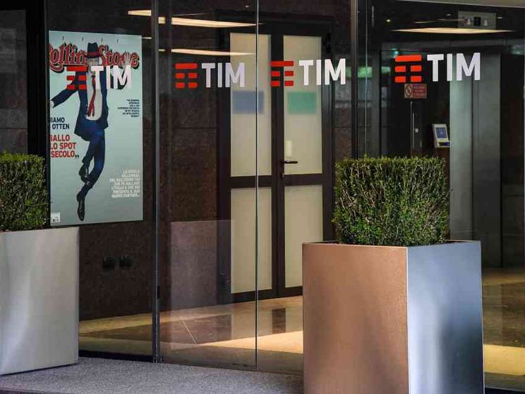 Inchiesta sui servizi vas, maxi-rimborso per Tim