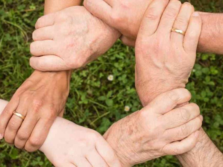 Nella Sardegna in emergenza la Chiesa è in prima linea per creare opportunità