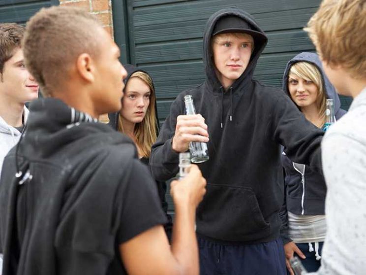 Cosa ci insegnano i reati degli adolescenti?