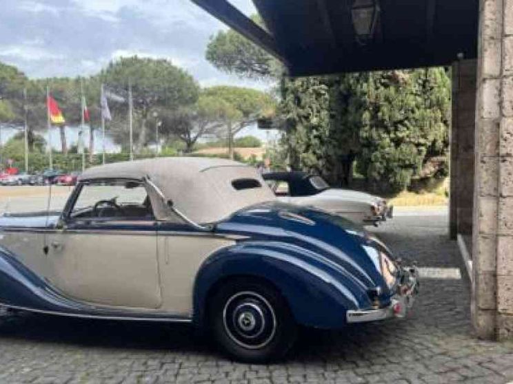 Passione e fedeltà: il Mercedes-Benz Registro Italia compie 30 anni