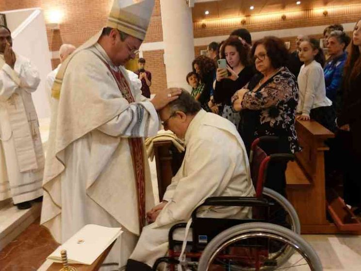 Malato oncologico ordinato diacono al Campus Biomedico