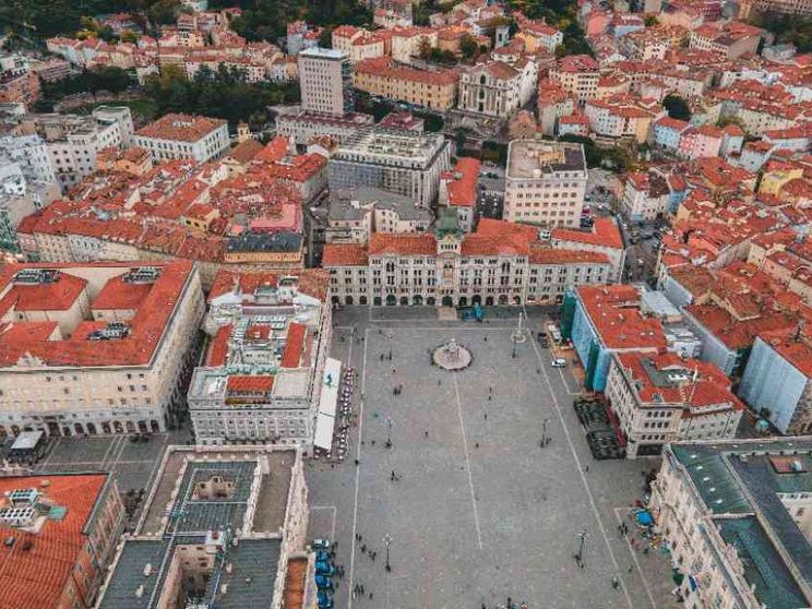 Papa Francesco e Mattarella alla 50ª Settimana sociale dei cattolici