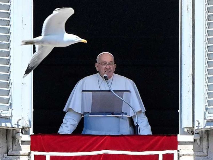 Papa: nuovo no alla guerra. Augura pace e buona Pasqua agli ortodossi