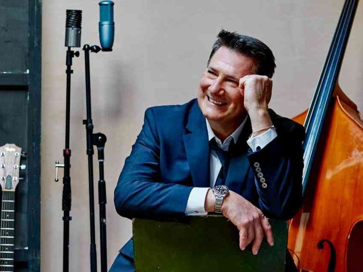 Tony Hadley: «Vi canto il mio animo swing. Grazie ai miei genitori»