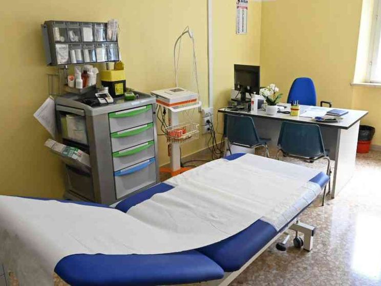 La sanità italiana “scarta” i cittadini? «Il rischio oggi è altissimo»