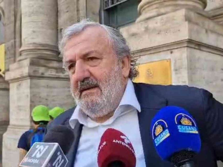 Respinta la sfiducia a Emiliano. Il campo progressista si rinsalda