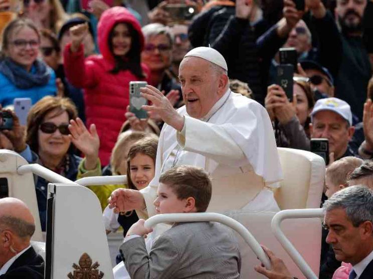 Il Papa insiste: la pace è possibile