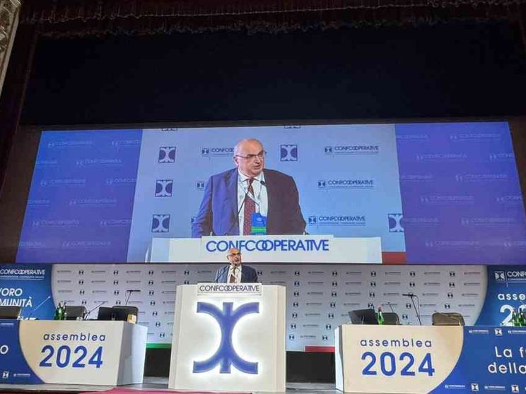 Confcooperative: «Le nostre imprese non trovano addetti»