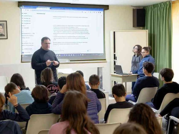 Così a Reggio Calabria i ragazzi "educano" l'intelligenza artificiale