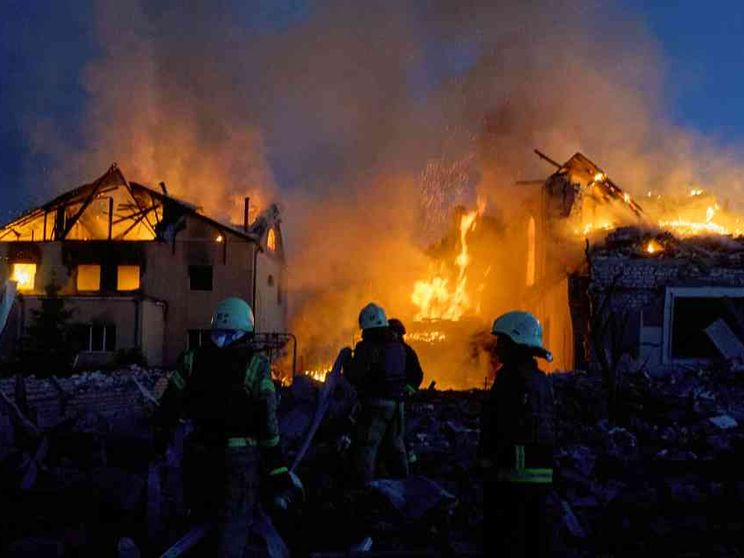 Offensiva russa su Kharkiv. Zelensky: «Li abbiamo respinti»