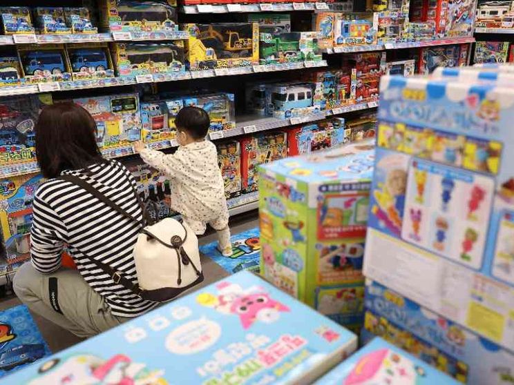 Culle vuote, Seul ora ci prova con il ministero della natalità