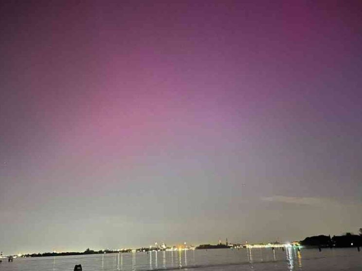 Tempesta solare sulla Terra, ecco l'impatto previsto sulle reti elettriche