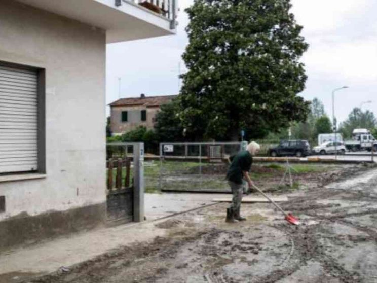 Un anno dopo l'alluvione ancora centinaia di persone fuori casa