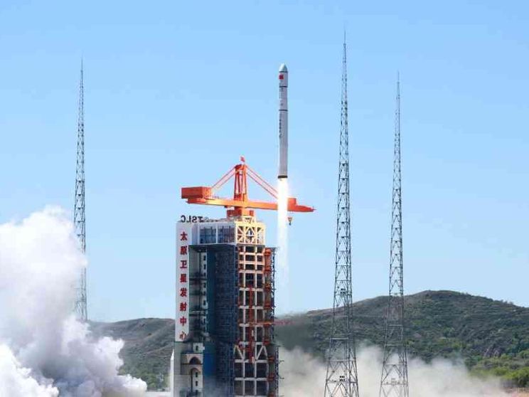 Le guerre spaziali: in orbita lo scontro tra America e Cina