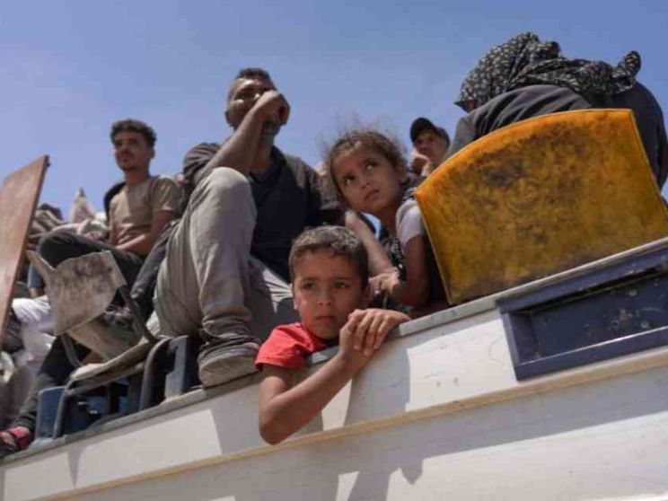 Rafah, colpita auto dell’Onu: un morto e un ferito. Scontri pesanti al Nord