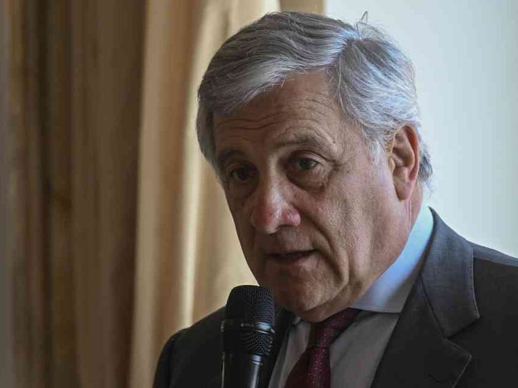 Il governo blinda il decreto e pone la fiducia in Senato