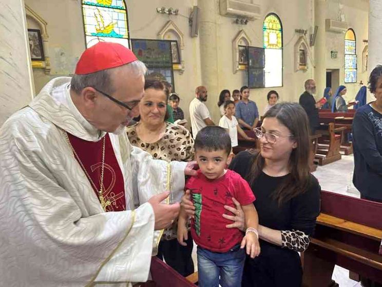 Il cardinale Pizzaballa a Pentecoste nella parrocchia della Sacra Famiglia