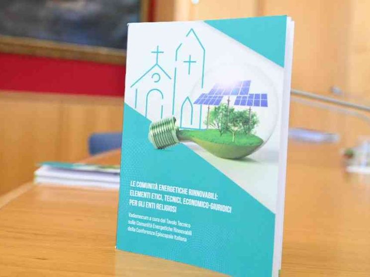 Costruire una comunità energetica: le istruzioni nel Vademecum della Cei