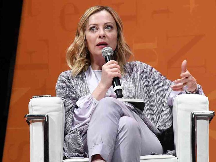 Meloni: «Il referendum non passa? Chissene importa, non lascio»