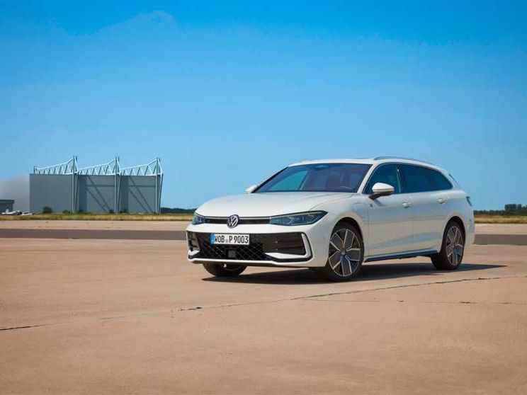 Volkswagen Passat, la voglia di station wagon non conosce fine