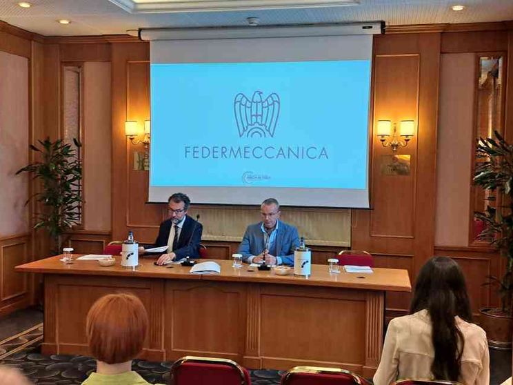 Un trimestre con «molte ombre e poche flebili luci»