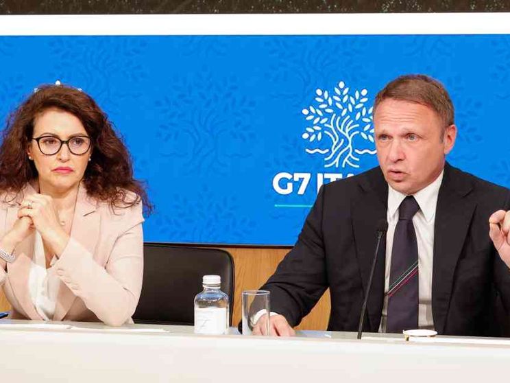 Torna la Social card: 40 euro in più, ma gli sconti sono a rischio