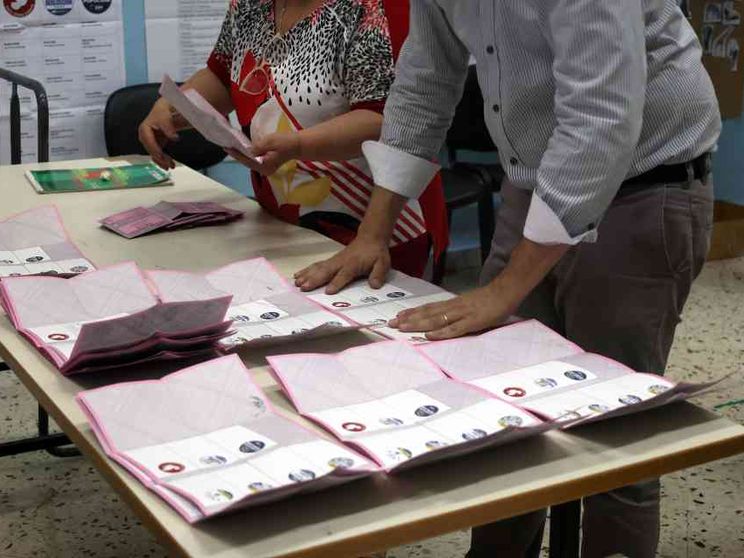 Dalle urne cinque segnali inequivocabili per la politica italiana