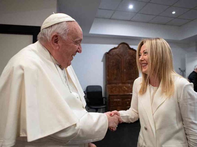 Un discorso e dieci bilaterali per Francesco. Pace, povertà e IA i temi