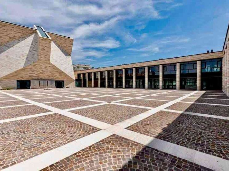 La nuova chiesa di Mario Botta a Chieti, tenda divina che si fa grembo