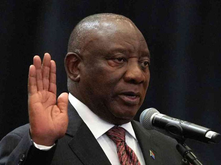 Ramaphosa resta in sella, ma senza il potere assoluto