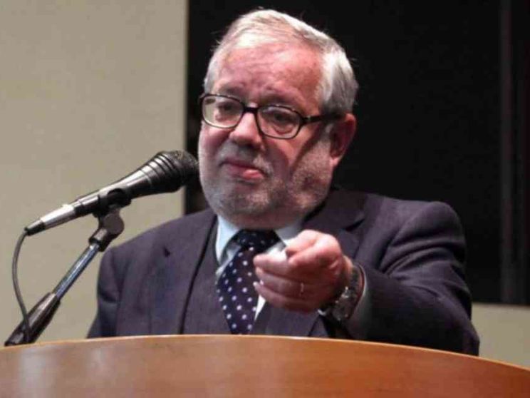 Suicidio assistito, no a forzature interpretative